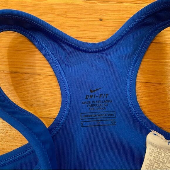 Nike Pro Drifit blue/pink sports bra - Picture 4 of 4